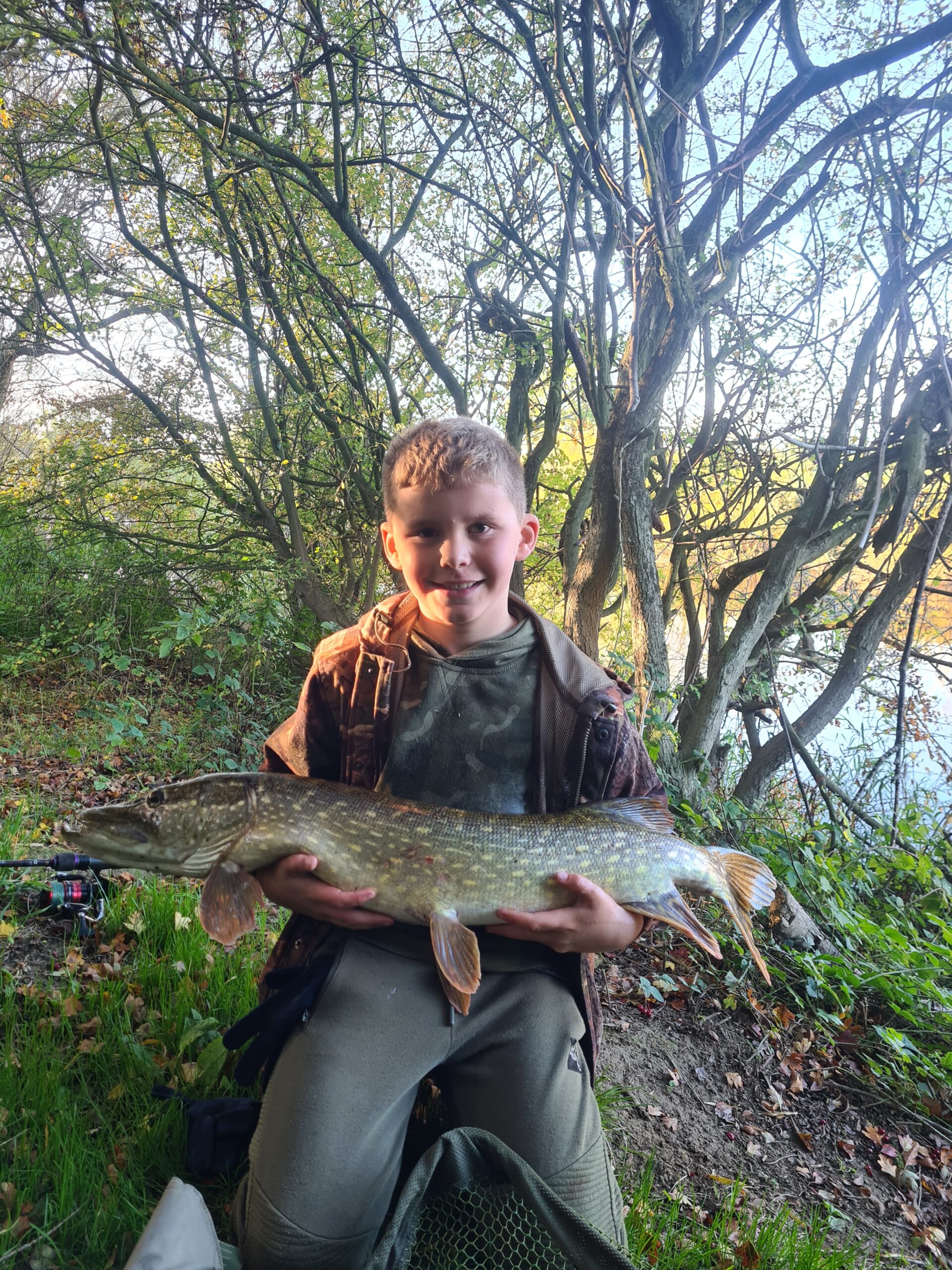 Anthony Jones's lad young Alfie with a PB Pike of 9-5 plus 3 smaller ones